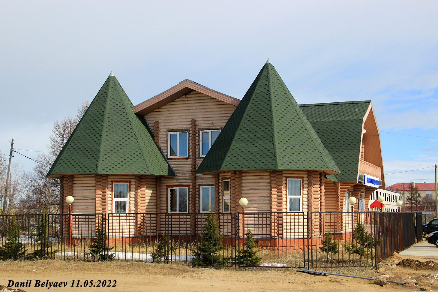 Искателей, Улица Россихина, 9А