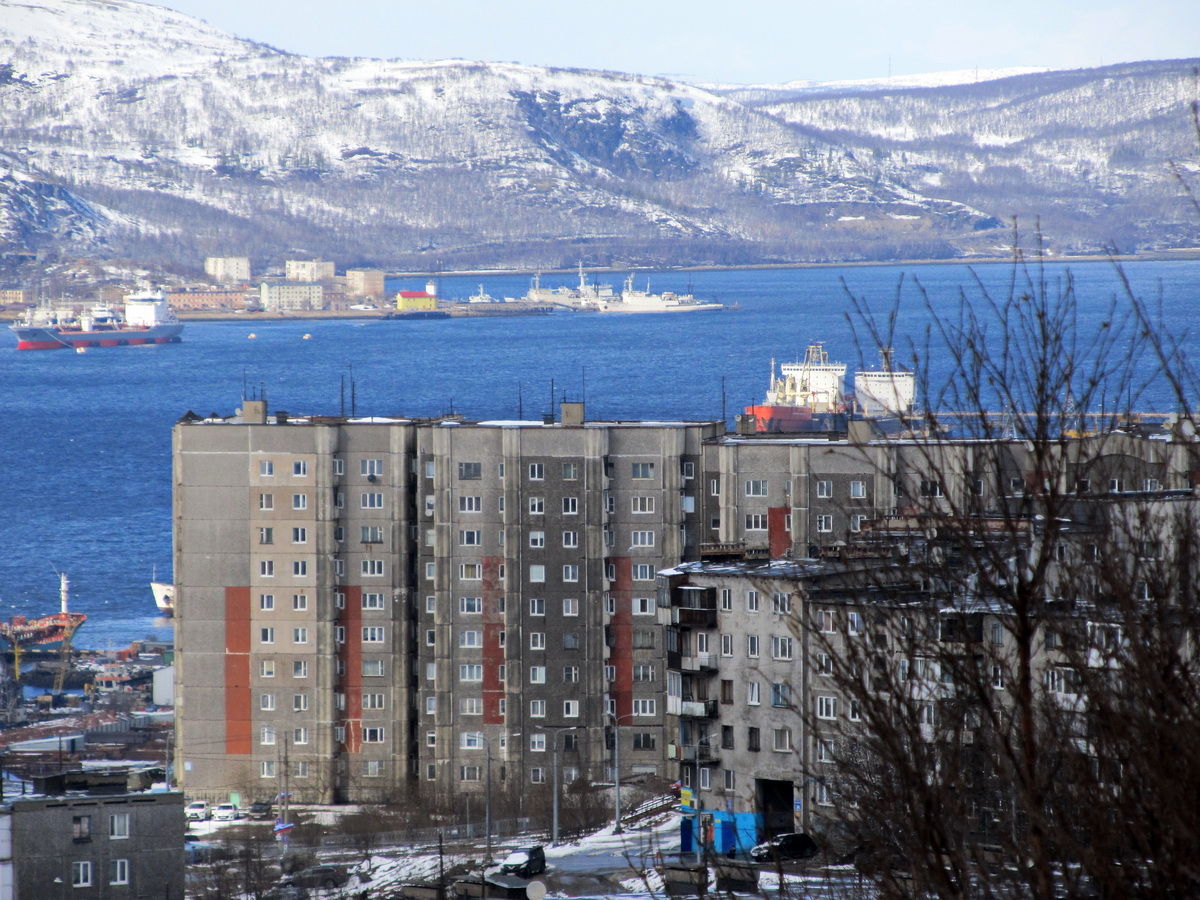 Murmansk, Улица Саши Ковалева, 10