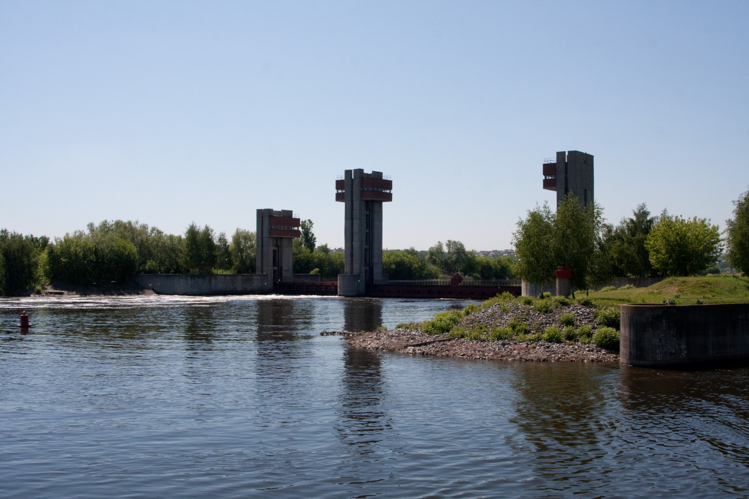Дзержинский, Улица Трудкоммуна, 16