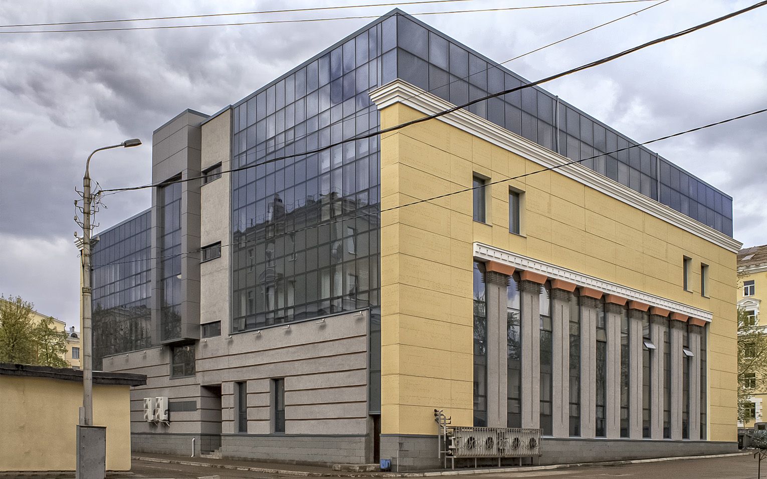 Уфа, Улица Космонавтов, 4
