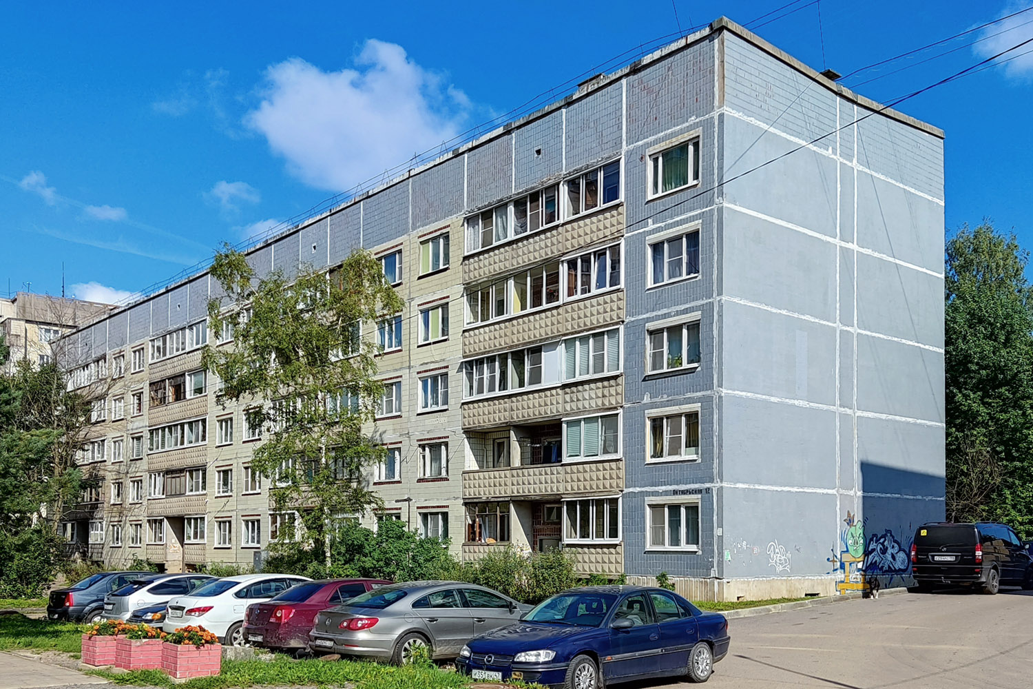 Никольское, Октябрьская улица, 12
