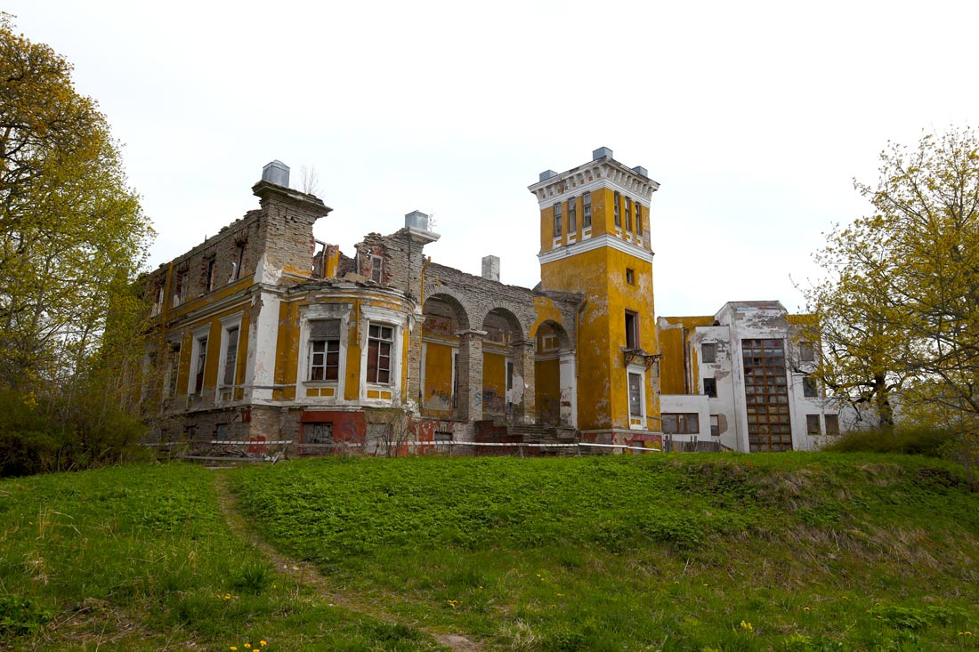 Мурасте, Mõisa tee, 1; Mõisa tee, 1a