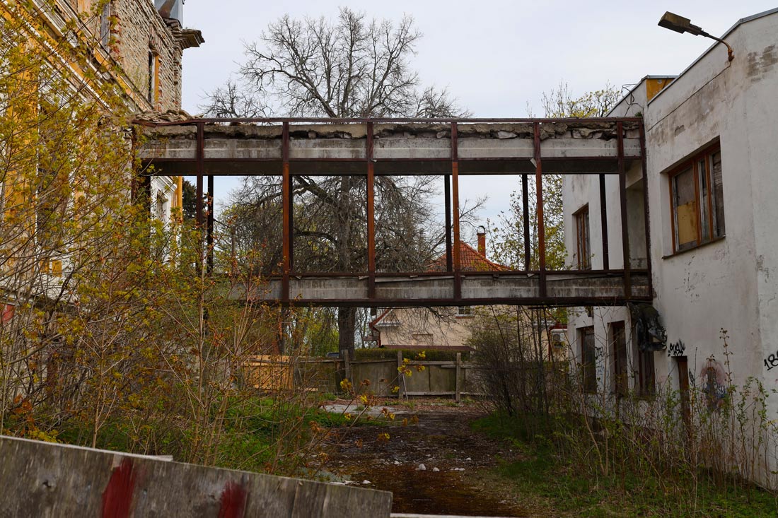 Мурасте, Mõisa tee, 1