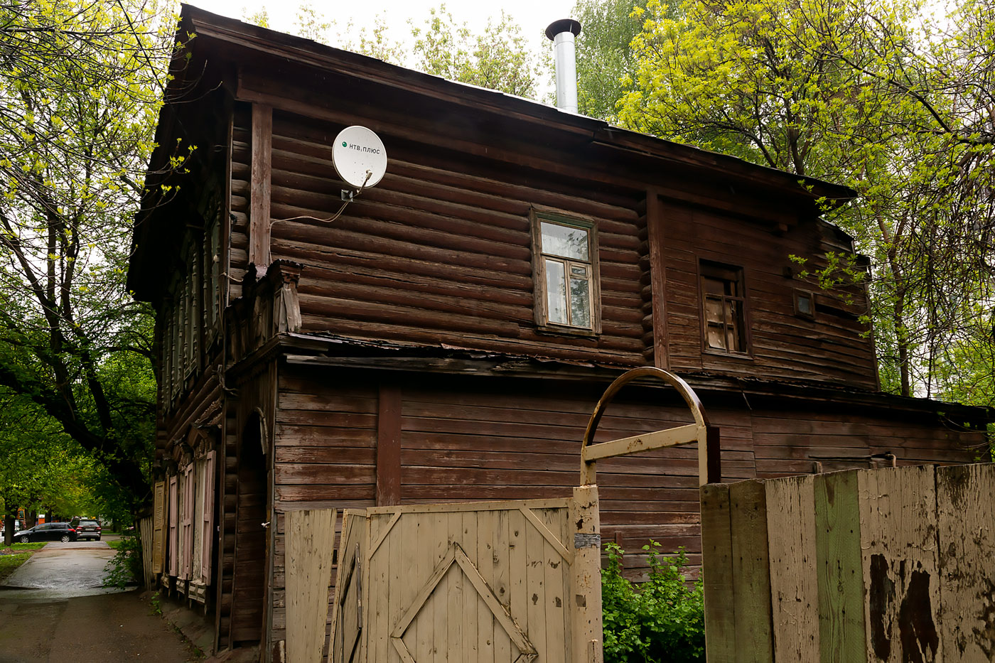 Уфа, Коммунистическая улица, 99