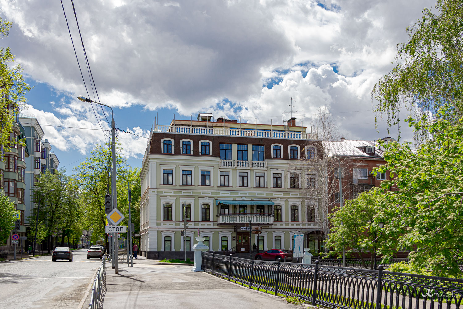 Казань, Улица Жуковского, 29 (подъезды 1-2)