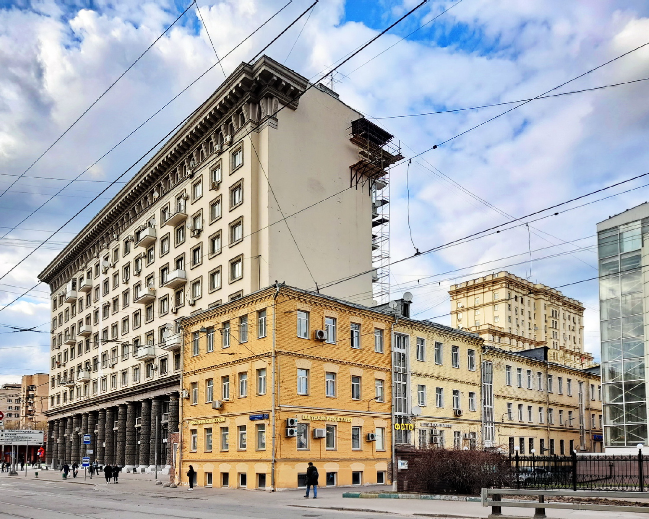 Moscó, Краснопрудная улица, 26 / Нижняя Красносельская улица, 1; Нижняя Красносельская улица, 5 стр. 1