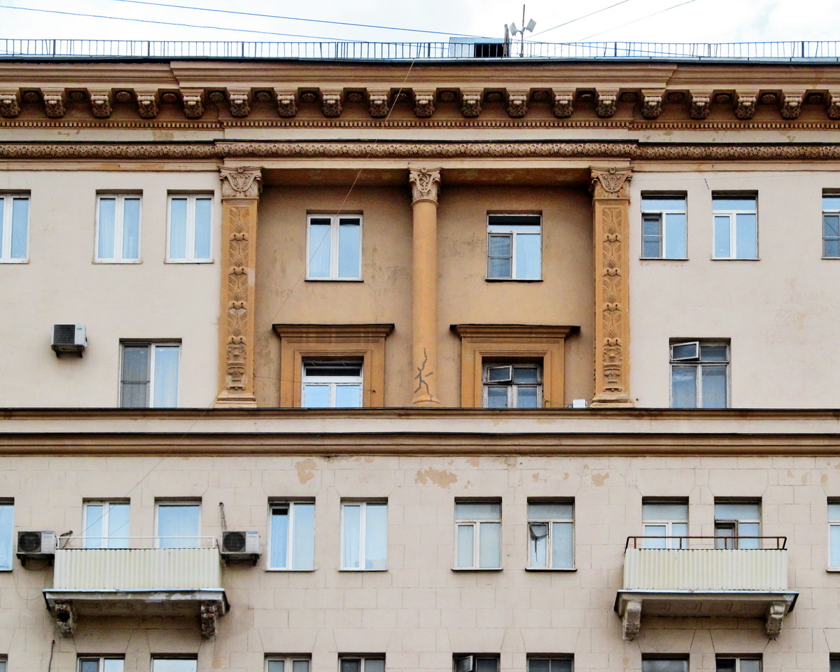 Москва, Краснопрудная улица, 7-9