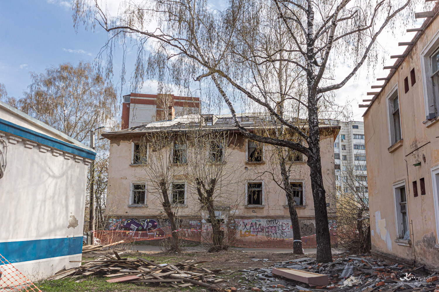 Casáin, Ново-Азинская улица, 21
