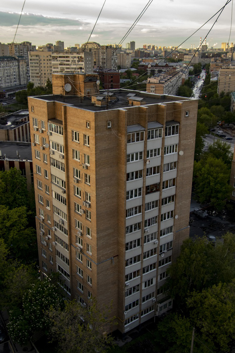 Москва, Ладожская улица, 13