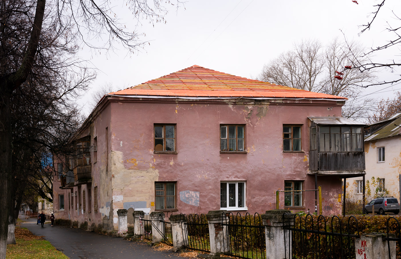 Уфа, Улица Калинина, 41 / Улица Рыбакова, 2