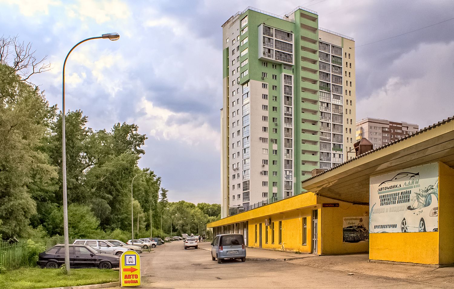 Ufa, Набережная Моторостроителей, 17