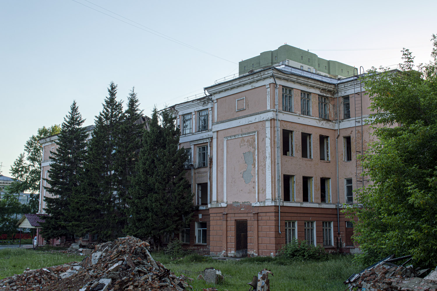 Новосибирск, Улица Авиастроителей, 16