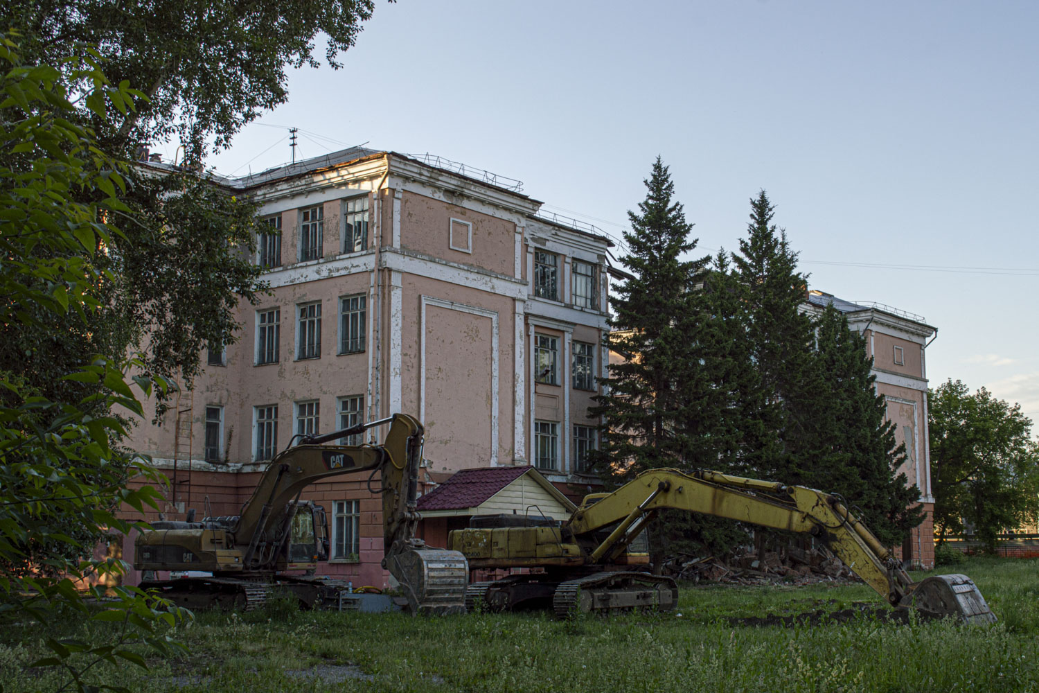 Новосибирск, Улица Авиастроителей, 16