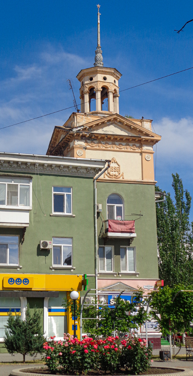 Бердянськ, Проспект Ленина, 33