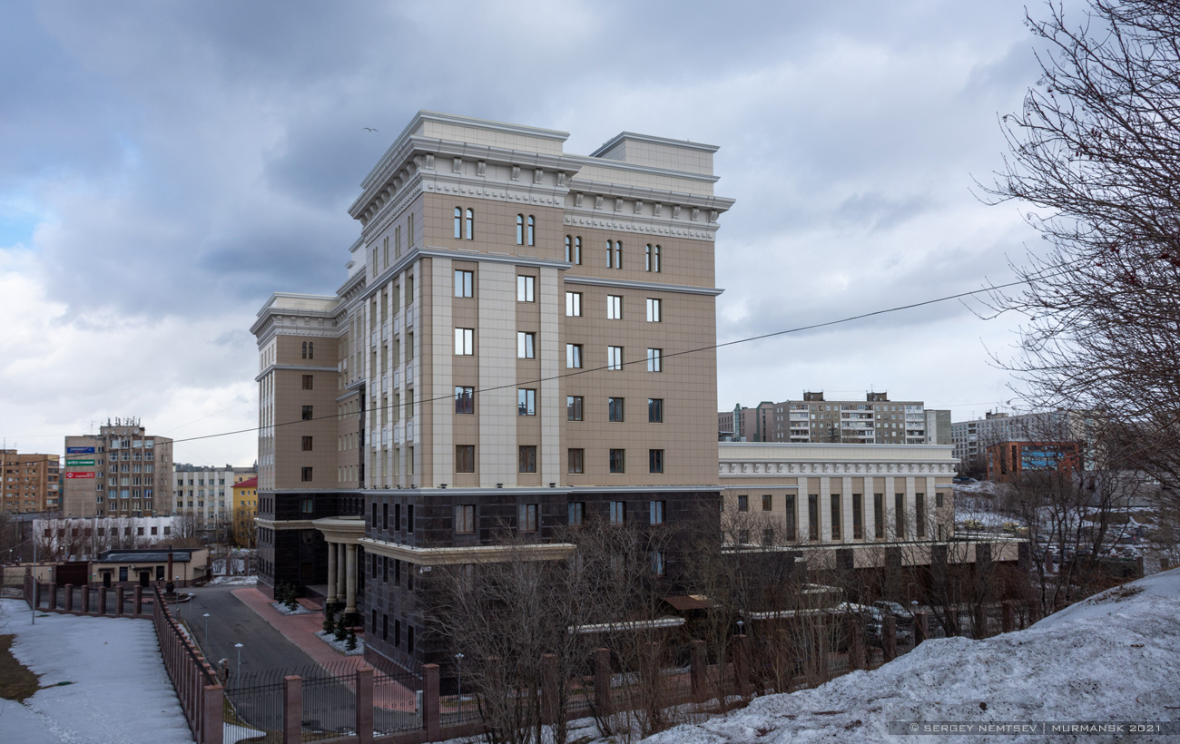 Мурманск, Проспект Ленина, 33