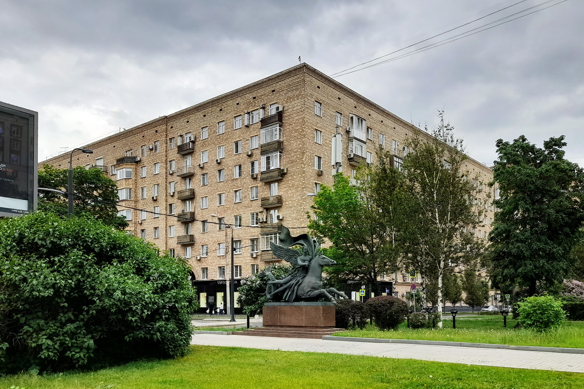 Москва, Кутузовский проспект, 5/3