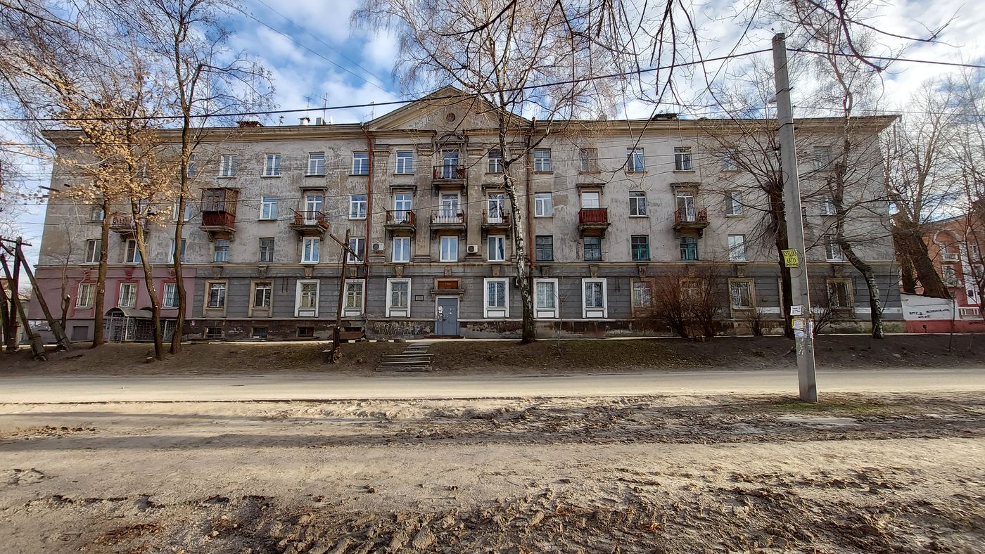 Днепр, Улица Ивасюка Владимира, 49