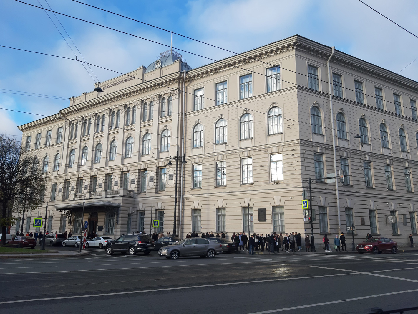 Санкт-Петербург, Загородный проспект, 49 / Московский проспект, 26