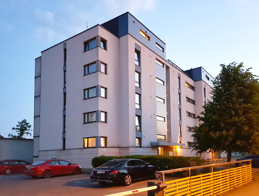 Pärnu, Karusselli, 71