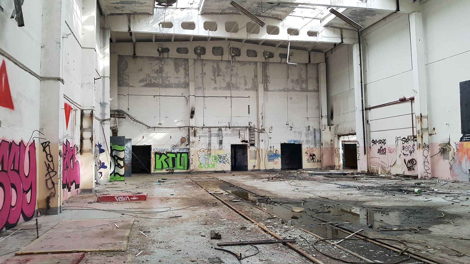 Санкт-Петербург, Дальневосточный проспект, 11 корп. 1 (здание ремзоны)