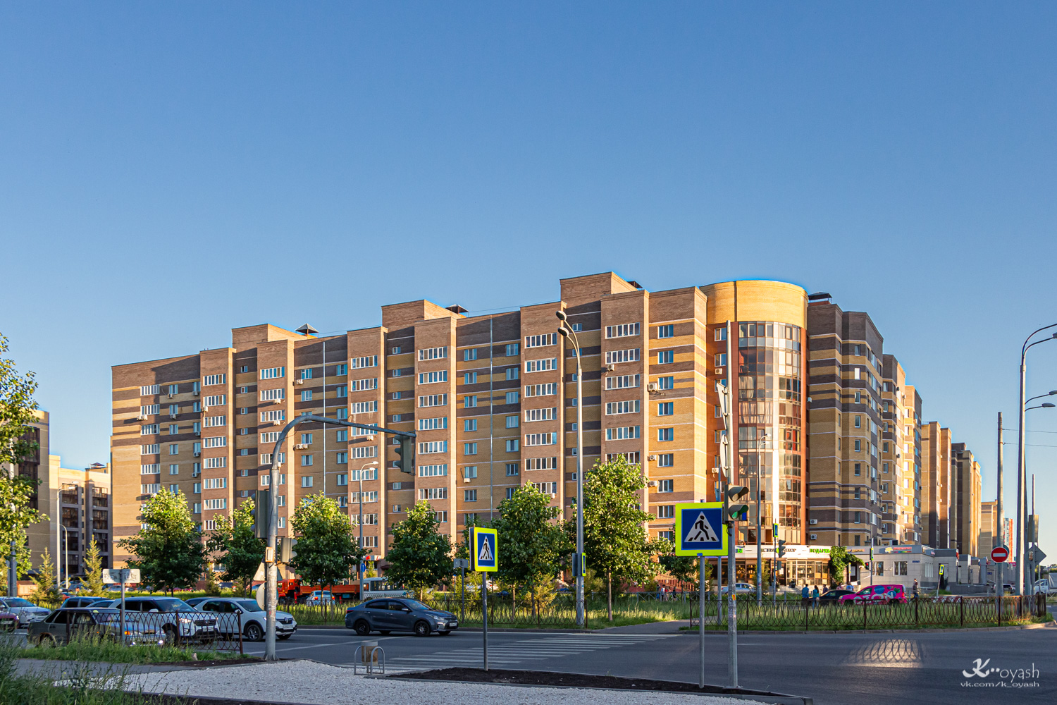 Казань, Улица Серова, 22 / Улица Галимджана Баруди, 24