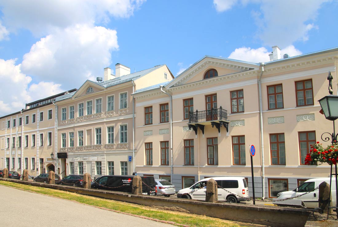 Тарту, Küütri, 2; Ülikooli, 15