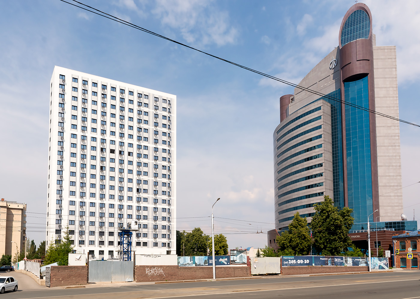 Уфа, Революционная улица, 39/3 стр; Революционная улица, 41