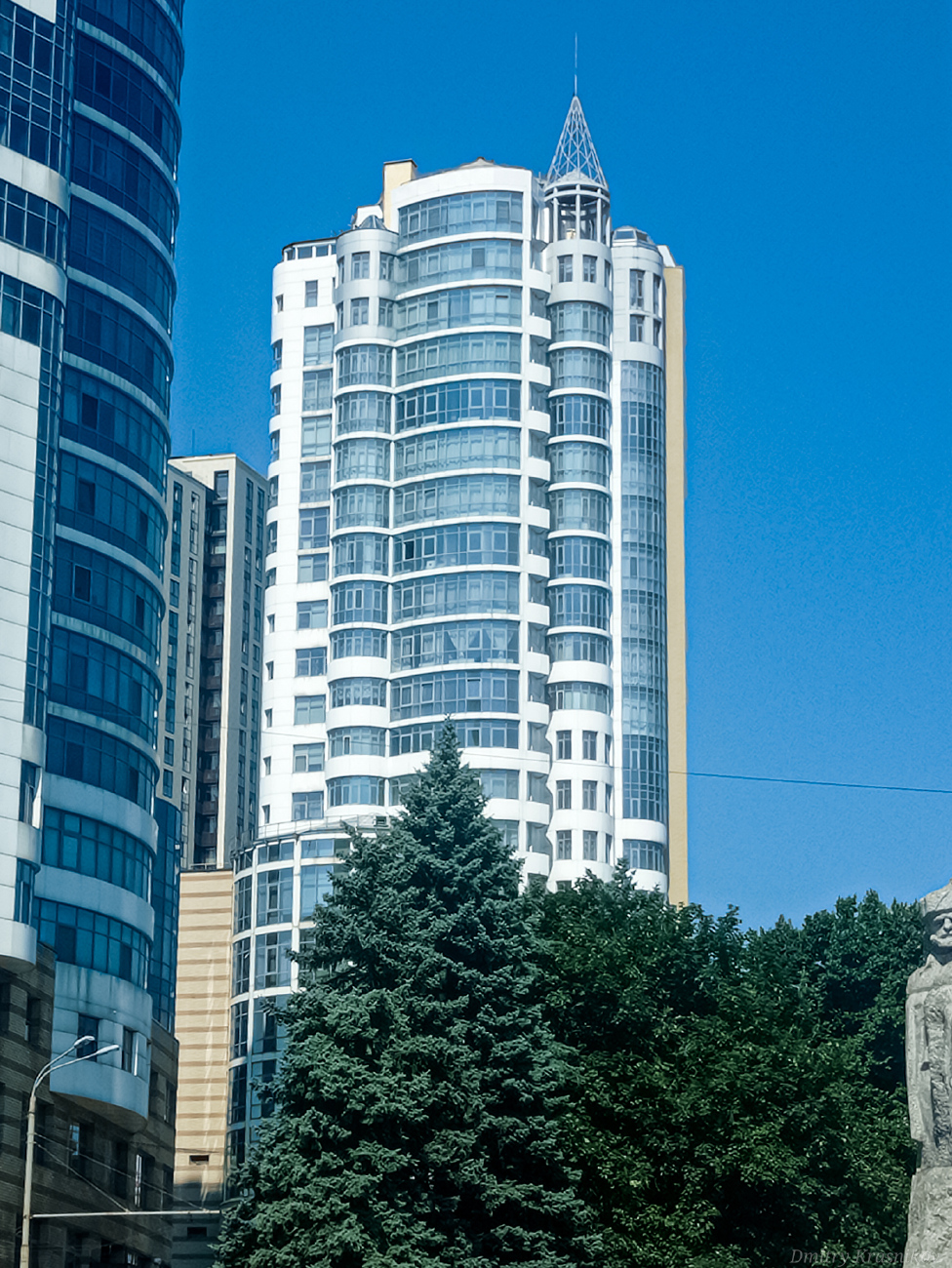 Днепр, Проспект Дмитрия Яворницкого, 5