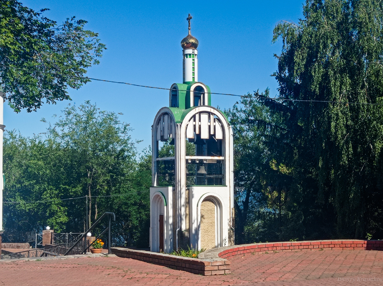 Днепр, Улица Монастырский Остров, 1*