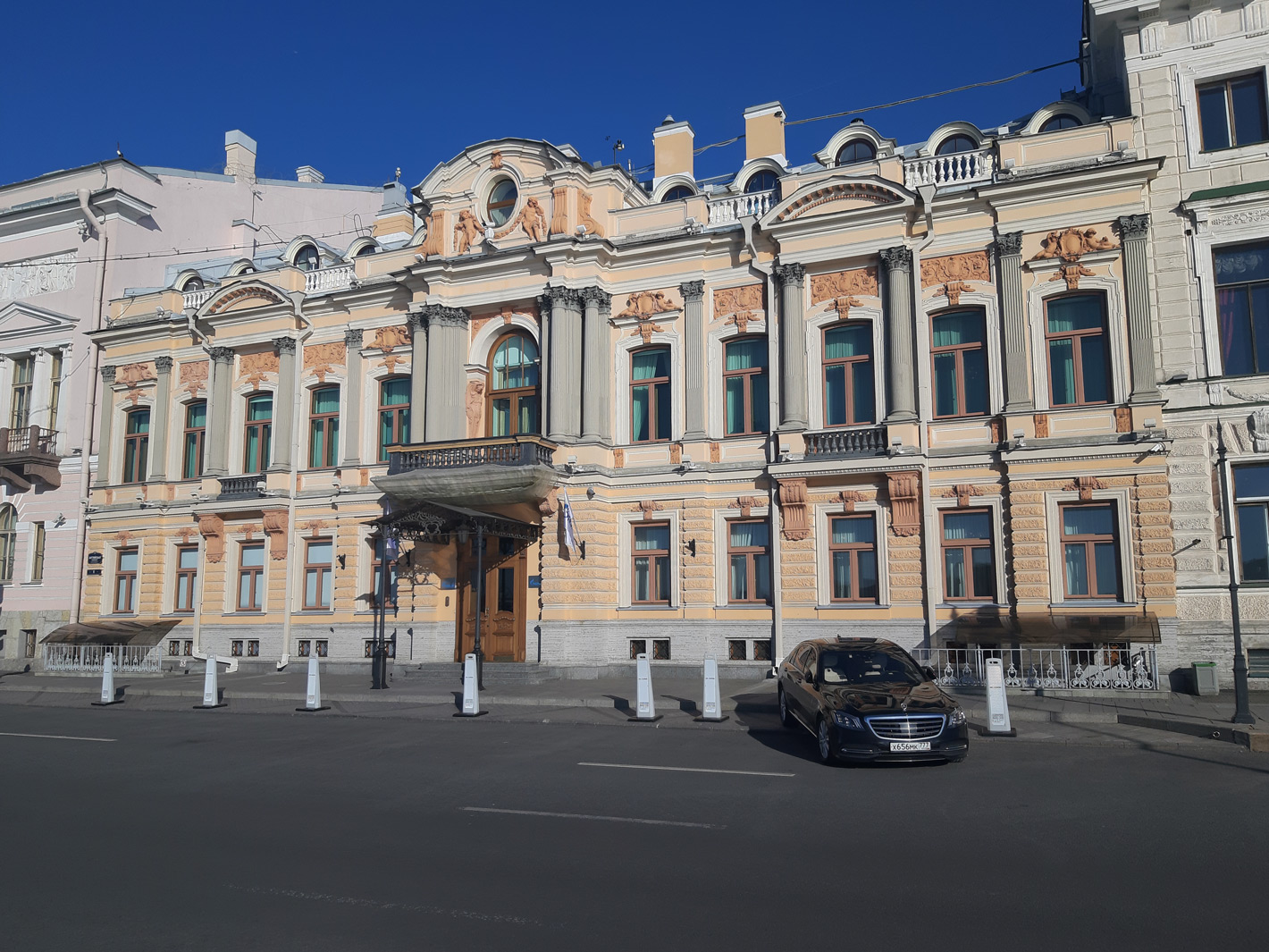 Санкт-Петербург, Английская набережная, 6