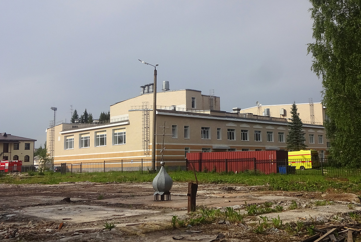 Мирный, Улица Ленина, 22