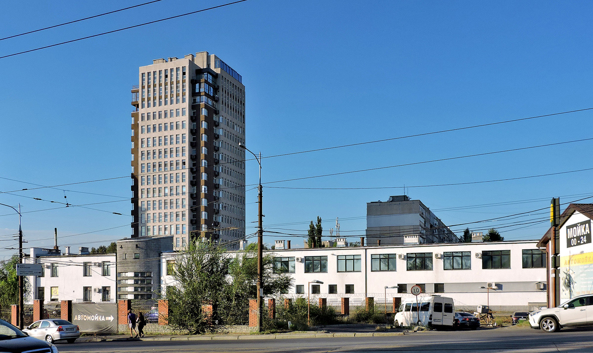 Dnipro, Луговская улица, 255; Мануйловский проспект, 65