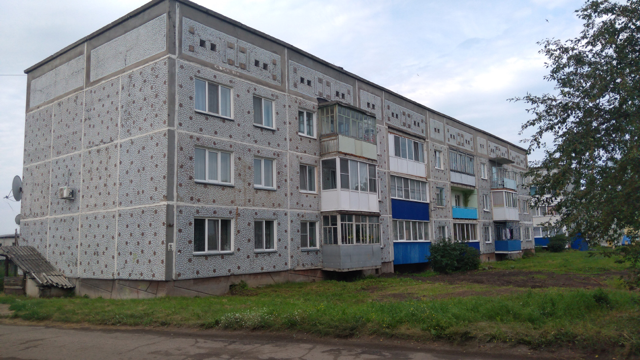 Большеречье, Красноармейская улица, 35
