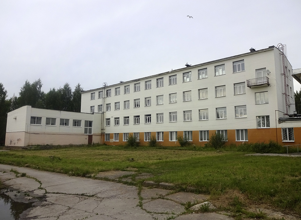 Мирный, Улица Ленина, 38