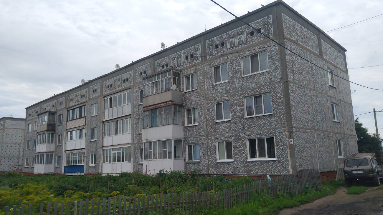Большеречье, Улица Ленина, 15