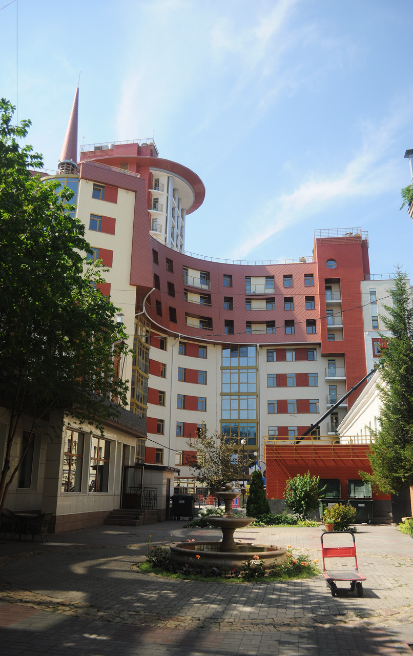 Омск, Ильинская улица, 1