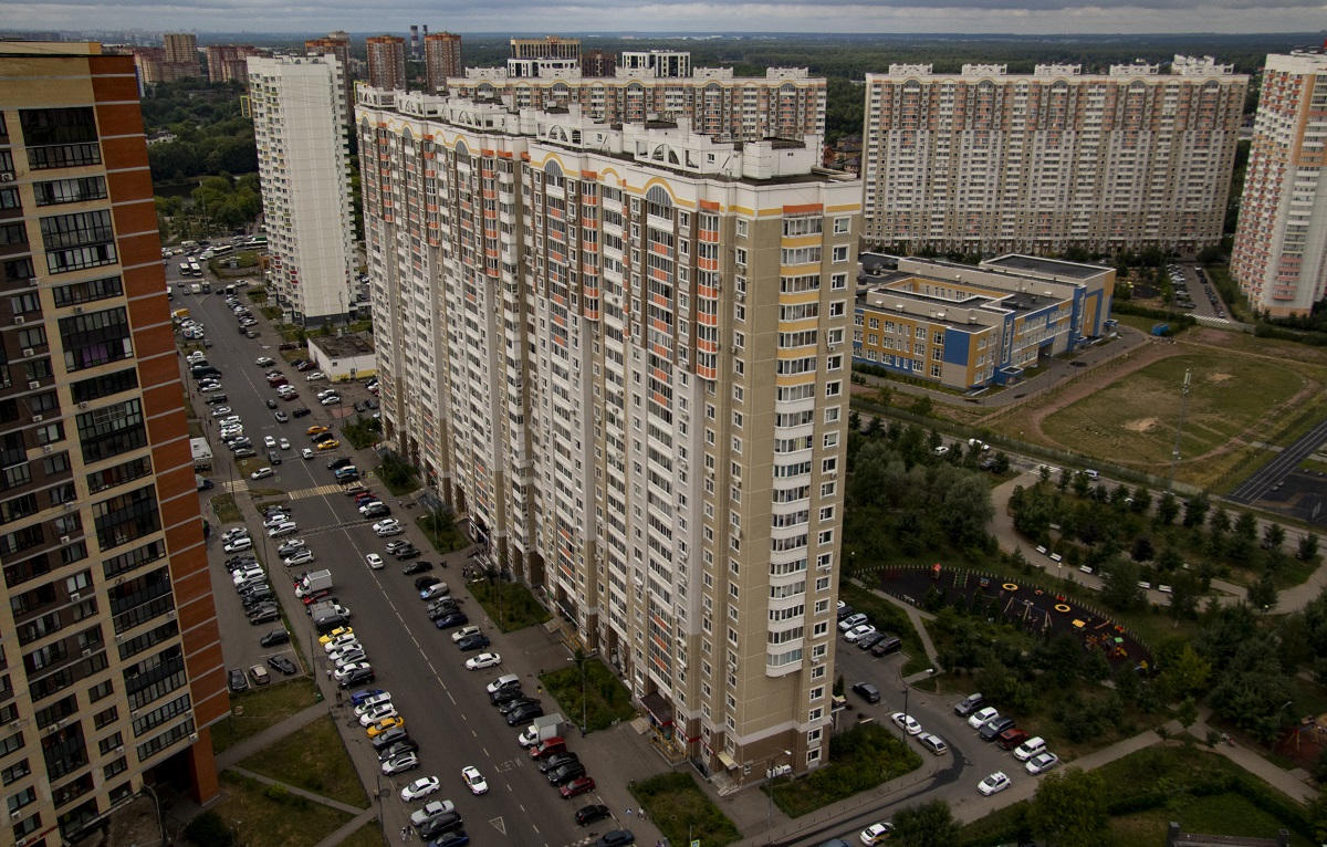 Химки, Совхозная улица, 10