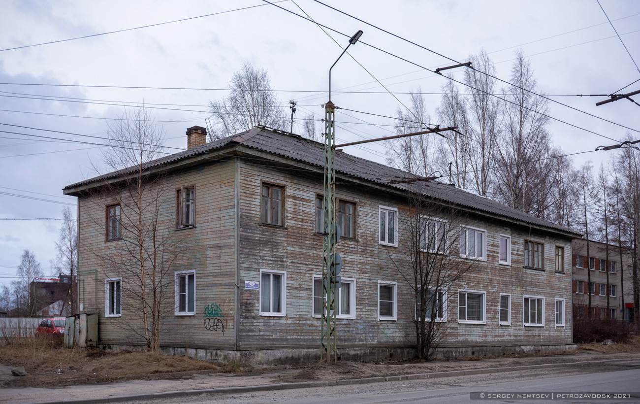 Петрозаводск, Ленинградская улица, 1