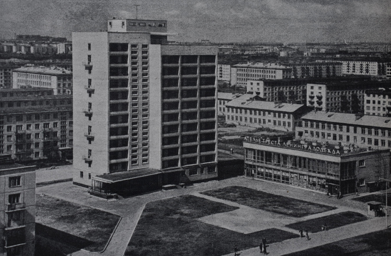 Санкт-Петербург, Новоизмайловский проспект, 69; Новоизмайловский проспект, 67 корп. 2