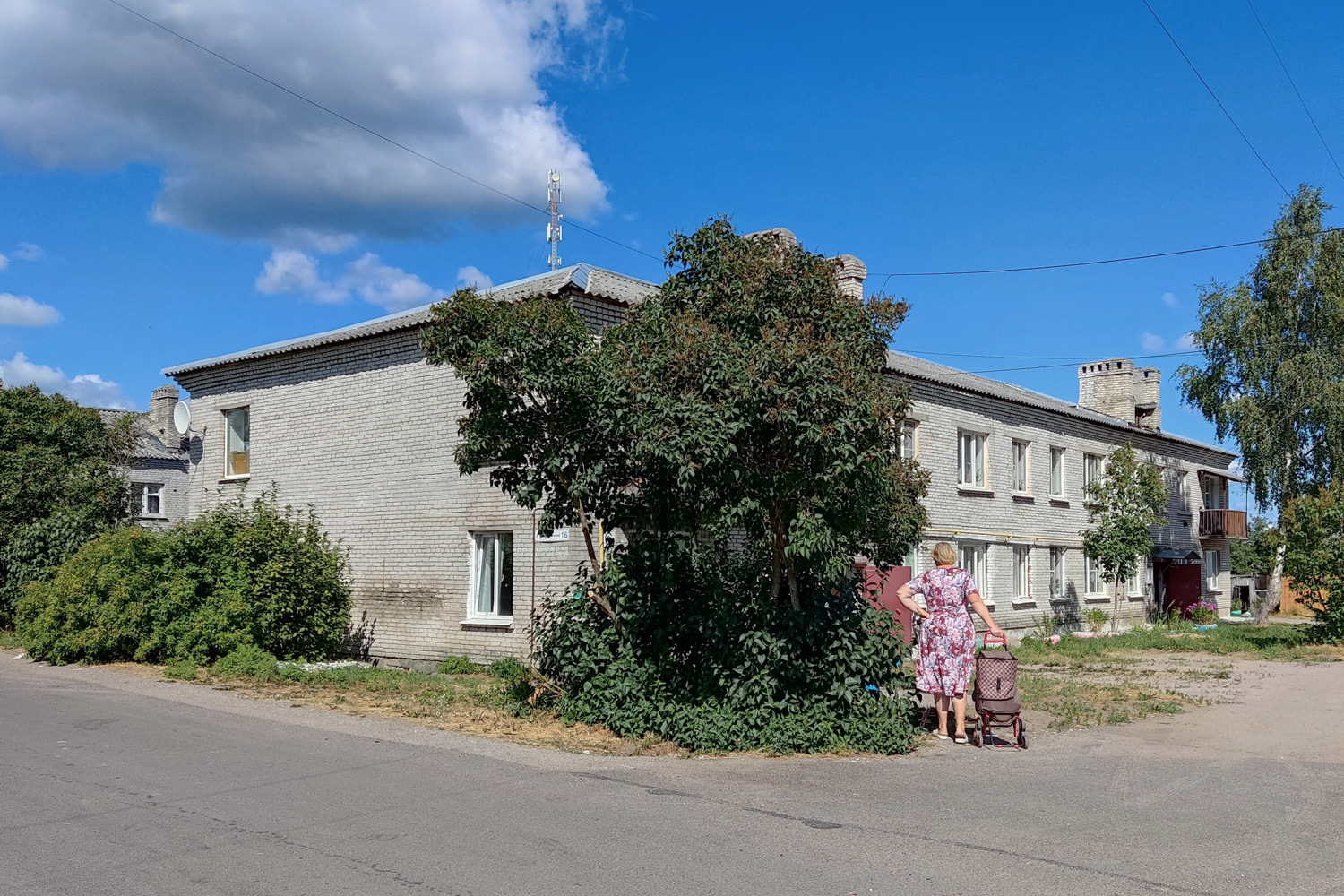 Приозерский район, прочие н. п., Коммунары, Железнодорожная улица, 16