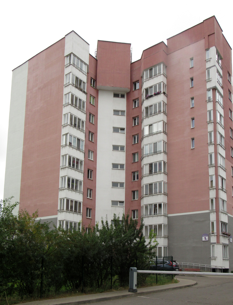 Ждановичи, Парковая улица, 1В