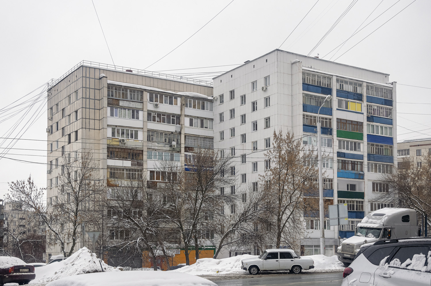 Уфа, Российская улица, 7; Российская улица, 9