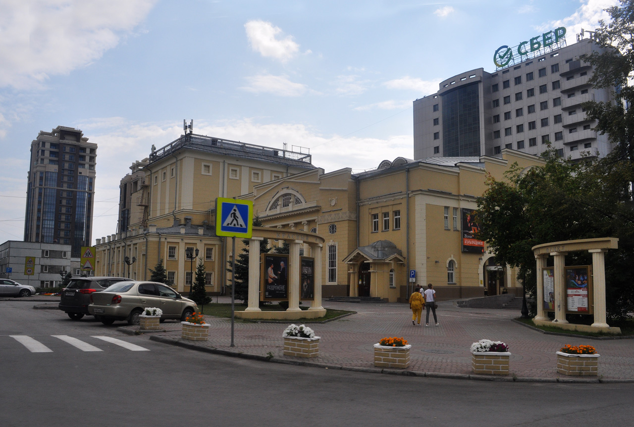 Nowosibirsk, Улица Щетинкина, 18; Улица Ленина, 19; Проспект Димитрова, 2