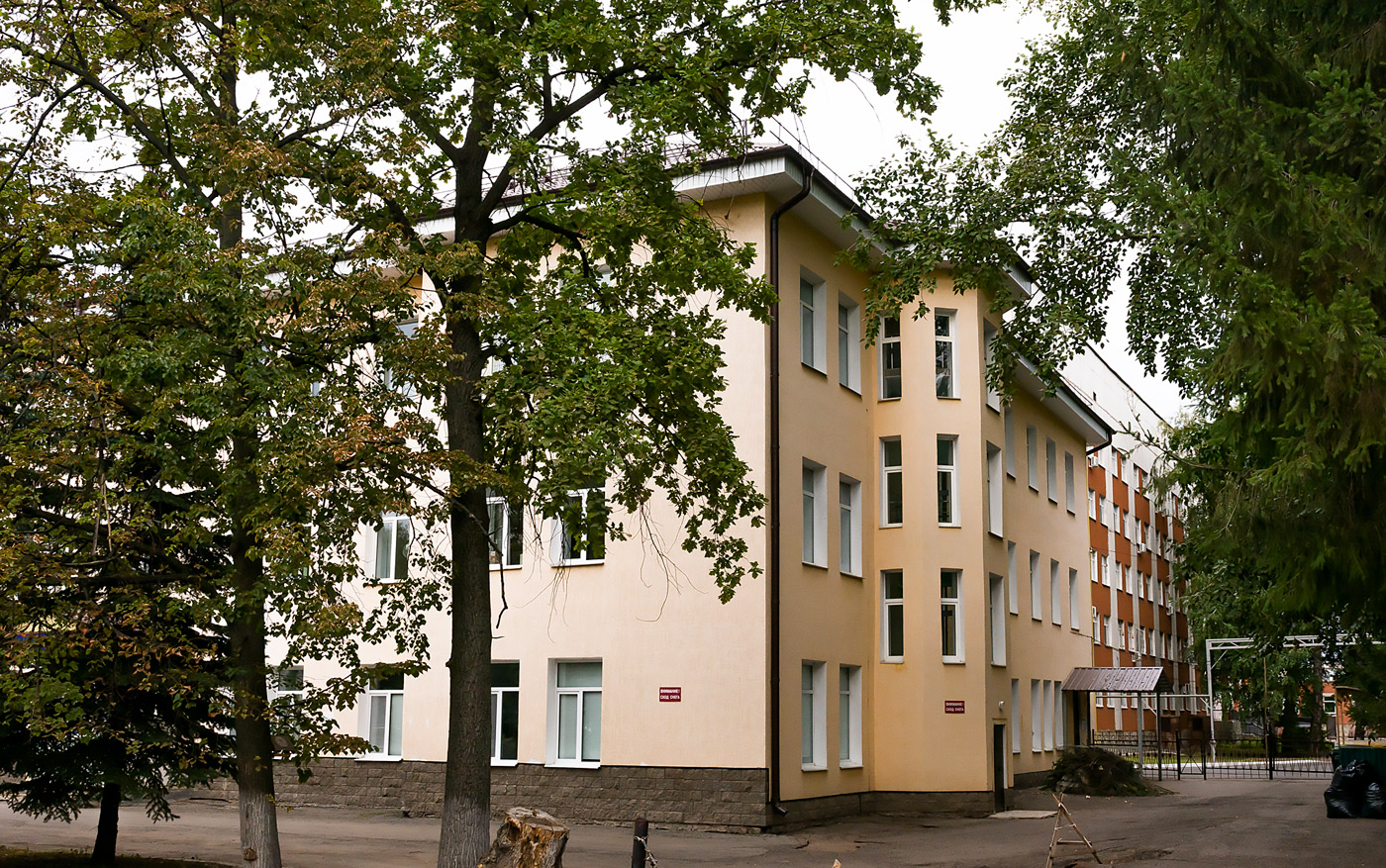 Уфа, Улица Правды, 19 (поликлиника); Улица Правды, 19 (главный корпус)