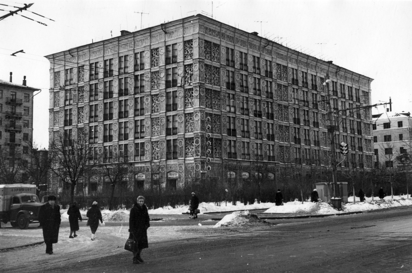 Москва, Ленинградский проспект, 27