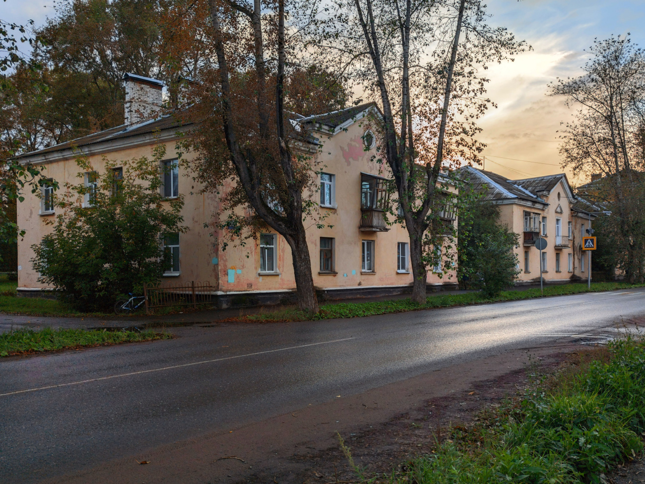 Глазов, Улица Тани Барамзиной, 33; Улица Тани Барамзиной, 35