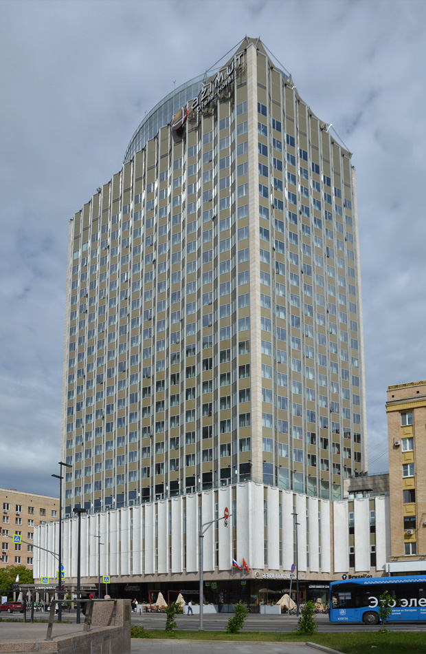 Москва, Смоленская улица, 8
