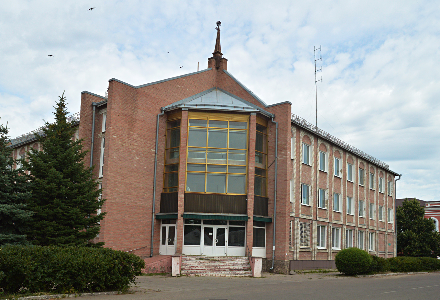 Павловск, Покровская улица, 11