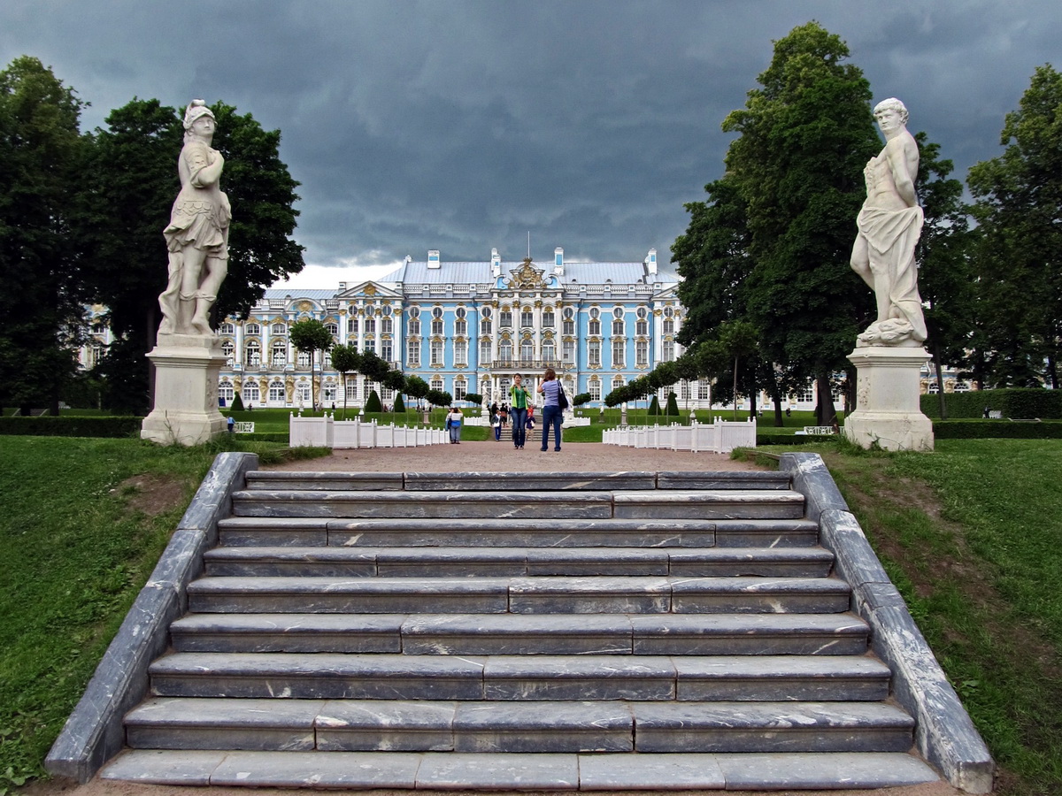 Пушкин, Садовая улица, 9