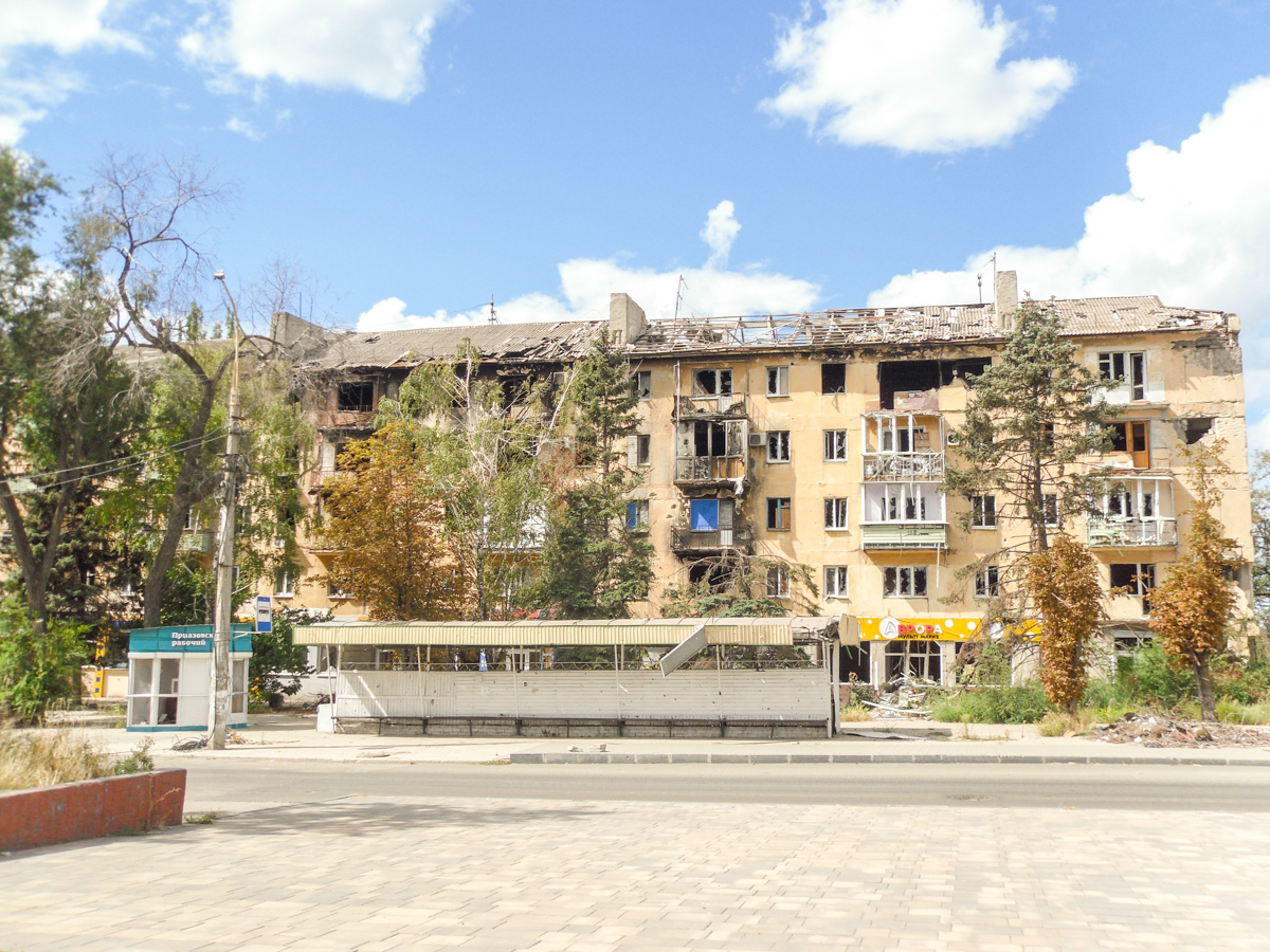 Мариуполь, Проспект Победы, 41 / Бульвар Меотиды, 40